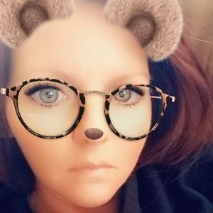 Meet your Posher, Jillian